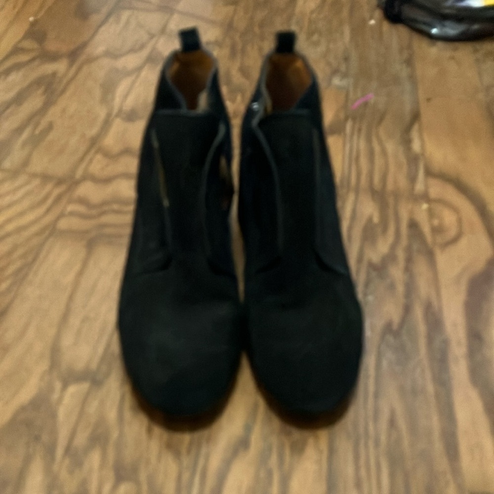 Elegant Black Women's Shoes